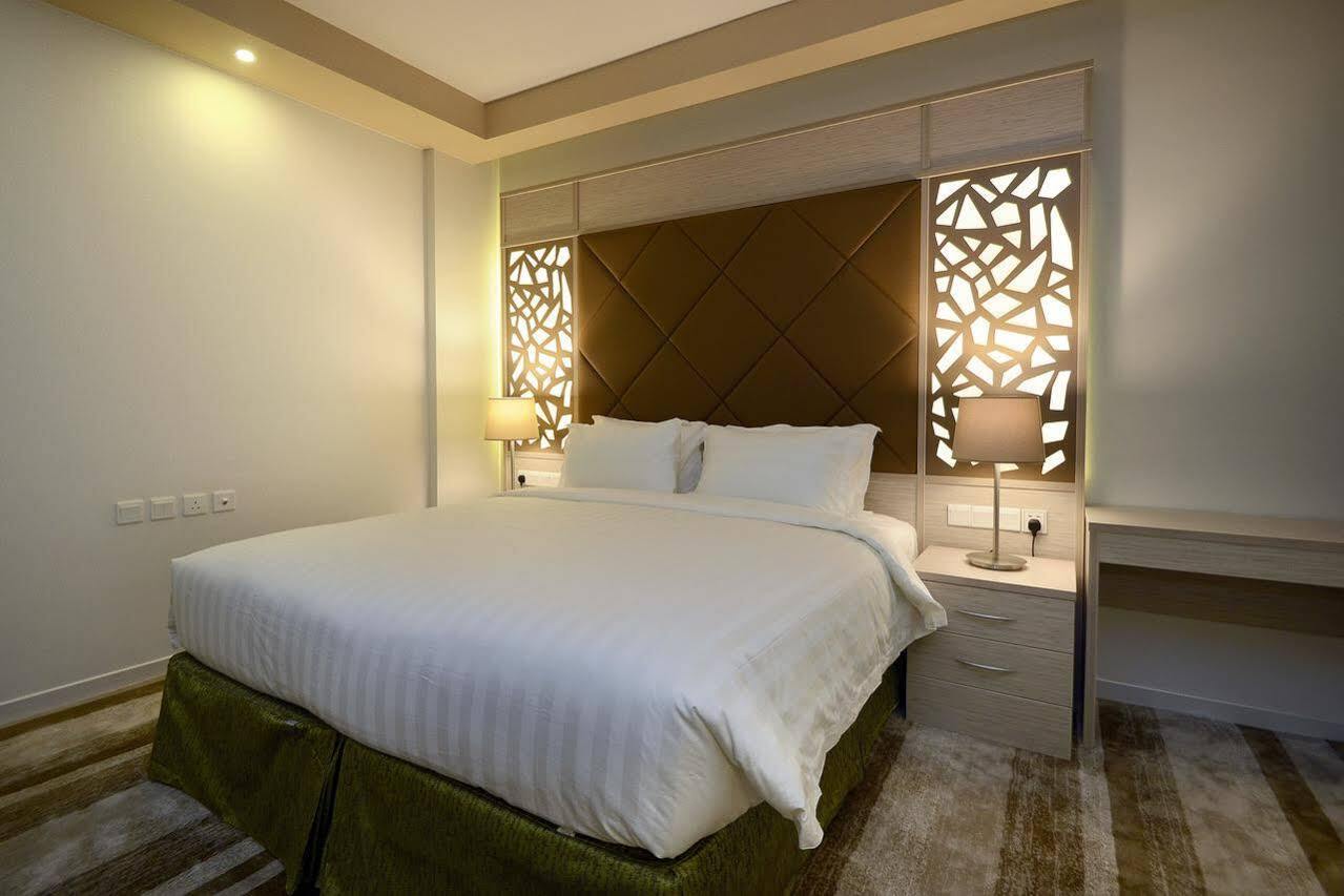Le Bosphorus Al Madinah Hotel Medina Exterior photo